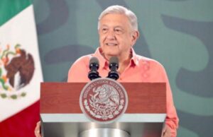 Agradece AMLO la labor de Pablo Monroy en Perú: “Dejó en alto el nombre de México”