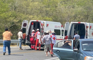 Vehículos familiares chocan de frente en Tamaulipas; muere madre y su bebé