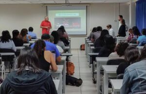 Prepara UAT la recertificación de sus centros de idiomas