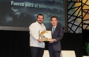 Recibe la UAT visita del embajador de Taiwán