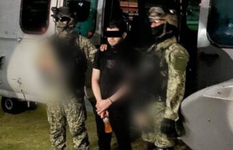 Uno de los criminales más buscados por Estados Unidos “El Nini” fue detenido en su lujosa mansión, con animales exóticos.