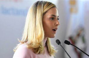 Mariana Rodríguez, respaldó la decisión de Samuel García de buscar la Presidencia de la República.