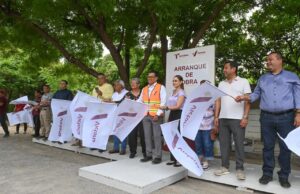 Inaugura Lalo Gattás Feria de Regreso a Clases 2025.
