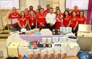 Recibe DIF Victoria equipo médico de cadena comercial OXXO.