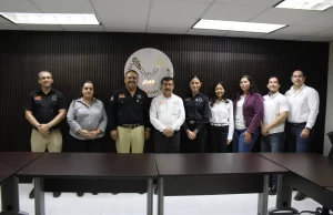 Sostiene rector encuentro con universitarios de Valle Hermoso