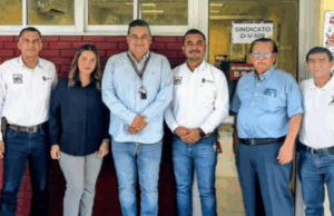 Regidor Óscar Narváez se reúne con la delegación sindical del Tecnológico de Victoria