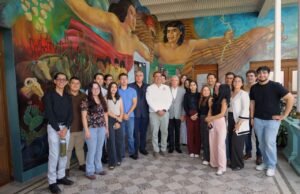 Visitan Alumnos de la Universidad La Salle Victoria la presidencia.