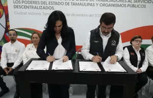 Otorgará la UAT becas a hijos de trabajadores del SUTSPET