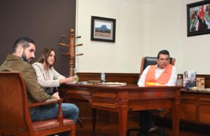 Sostiene Lalo Gattás reunión con secretarios para retomar plan de atención y obra pública.