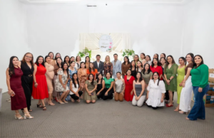 Festejan a maestros de Familia UAT