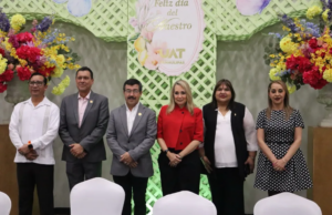 Reconoce Dámaso Anaya labor docente como pilar en la transformación de la UAT