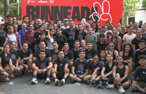 Participan Lucy y Lalo en carrera con causa del IVJUVE.