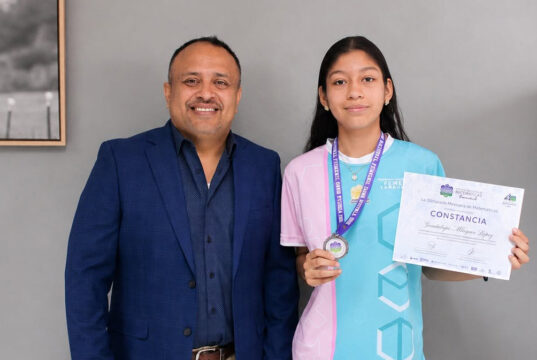 Destaca alumna de la UAT entre las jóvenes con mayor talento matemático en México