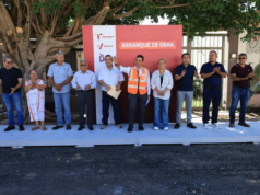 Dan banderazo a pavimentación de calle del Fracc. Las Misiones