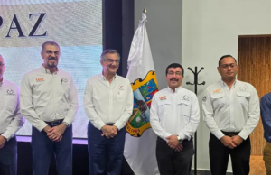 Rector de la UAT presenta avances del Atlas de Riesgos ante el gobernador en la Mesa de Paz