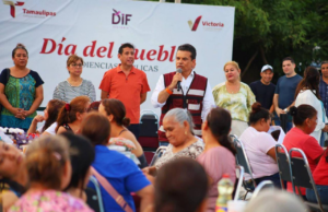 Lleva alcalde audiencia pública y Tarde en Familia a la colonia Emilio Caballero.